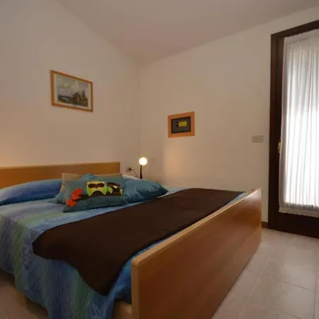 Lovely Flat In A With Pool 公寓 比比翁